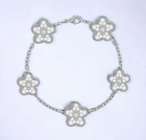 CloveLux™ Clover Bracelet